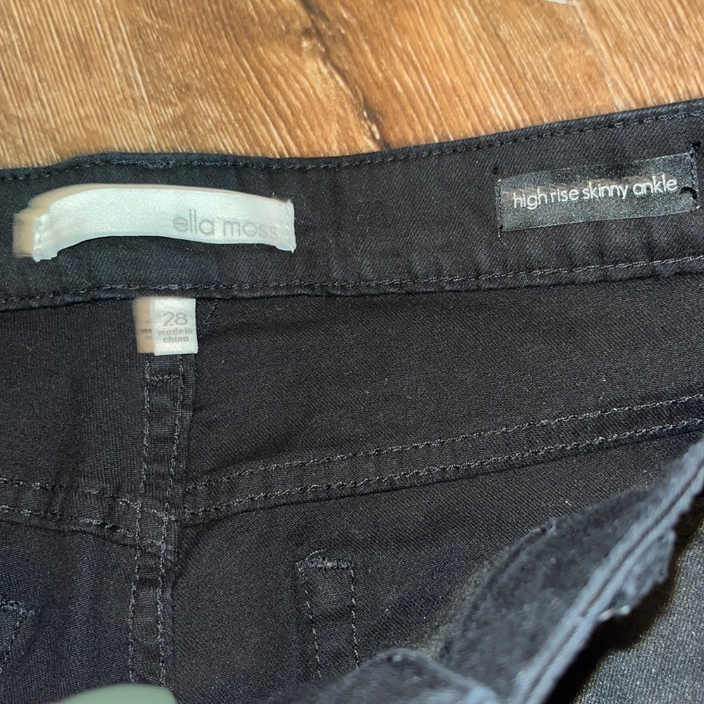 Ella Moss Women's High Rise Skinny Ankle Jean, Black Fox-Coated EUC 28 - Picture 3 of 6